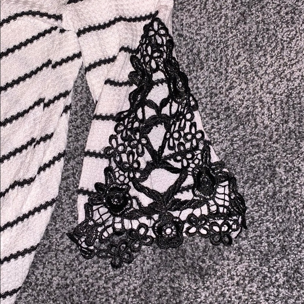 Light sweater - Picture 2 of 3